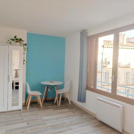 Studio Bleu En Face De La Gare 10Mn Au Vieux Port Appartement Marseilles Buitenkant foto