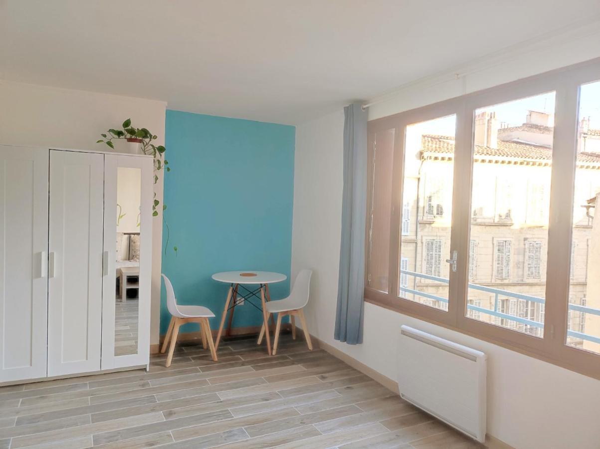 Studio Bleu En Face De La Gare 10Mn Au Vieux Port Appartement Marseilles Buitenkant foto